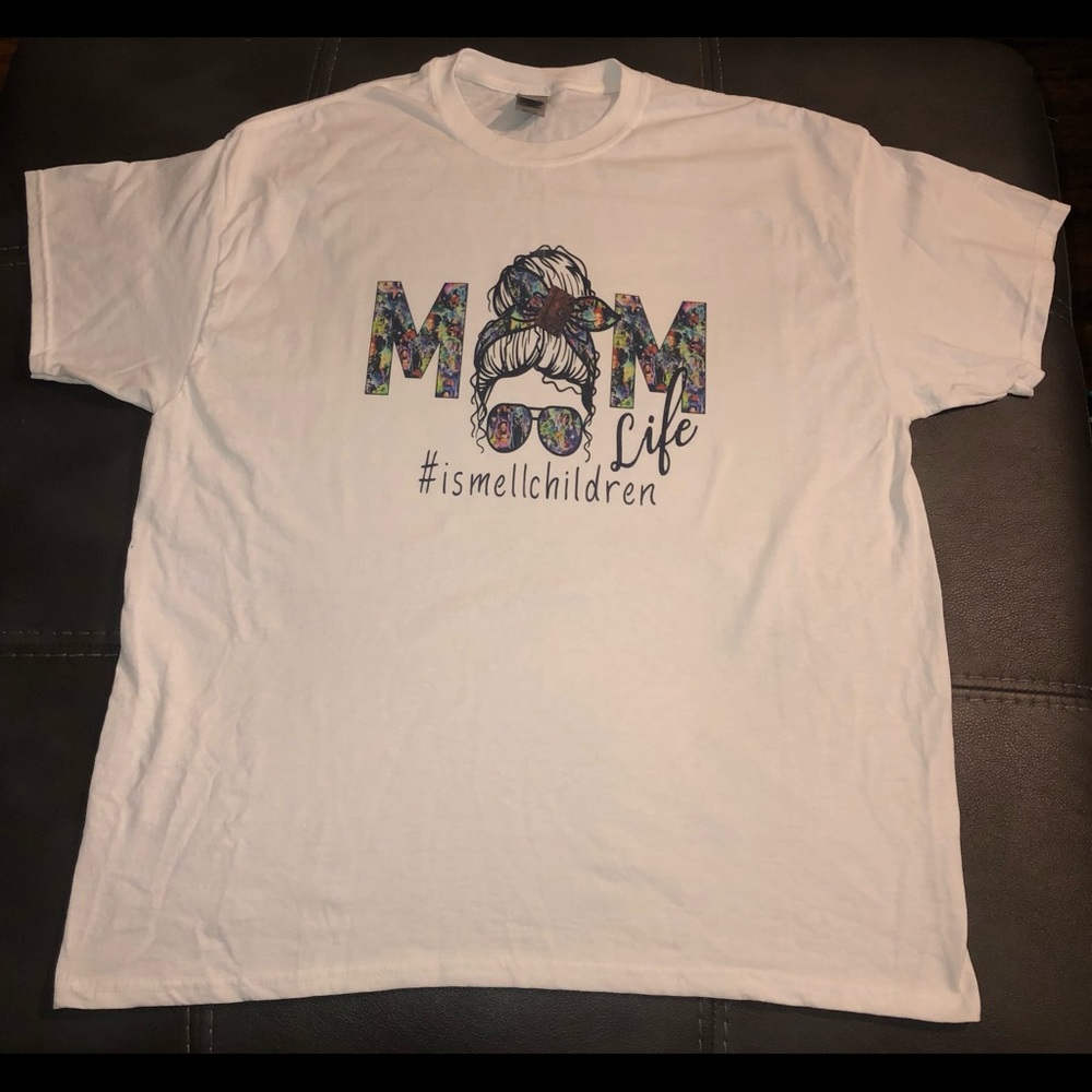 Hocus Pocus #momlife T-shirt